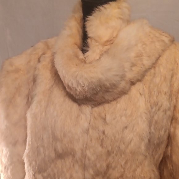 Luxurious Cream Rabbit  Fur Coat Size Medium - Picture 3 of 13